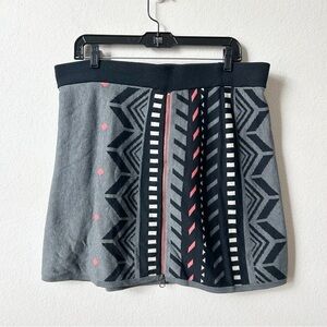 Title Nine Gray and Pink Geometric Aztec  Merino Wool Knit Zip Mini Skirt Sz L